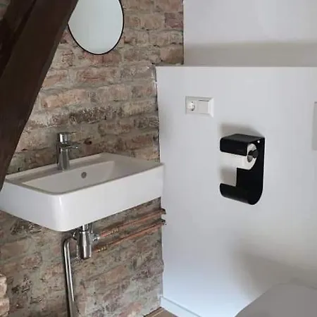 Laeve In De Brouwerie Couette-café