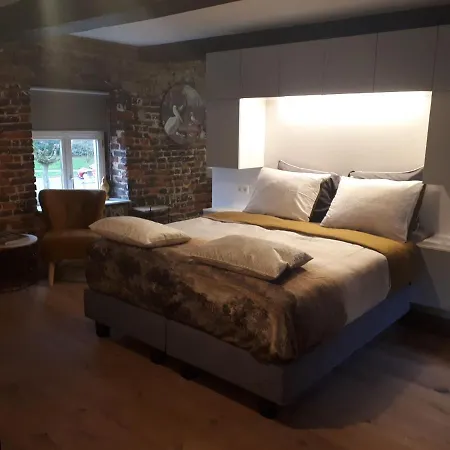 Laeve In De Brouwerie Bed & Breakfast 3*